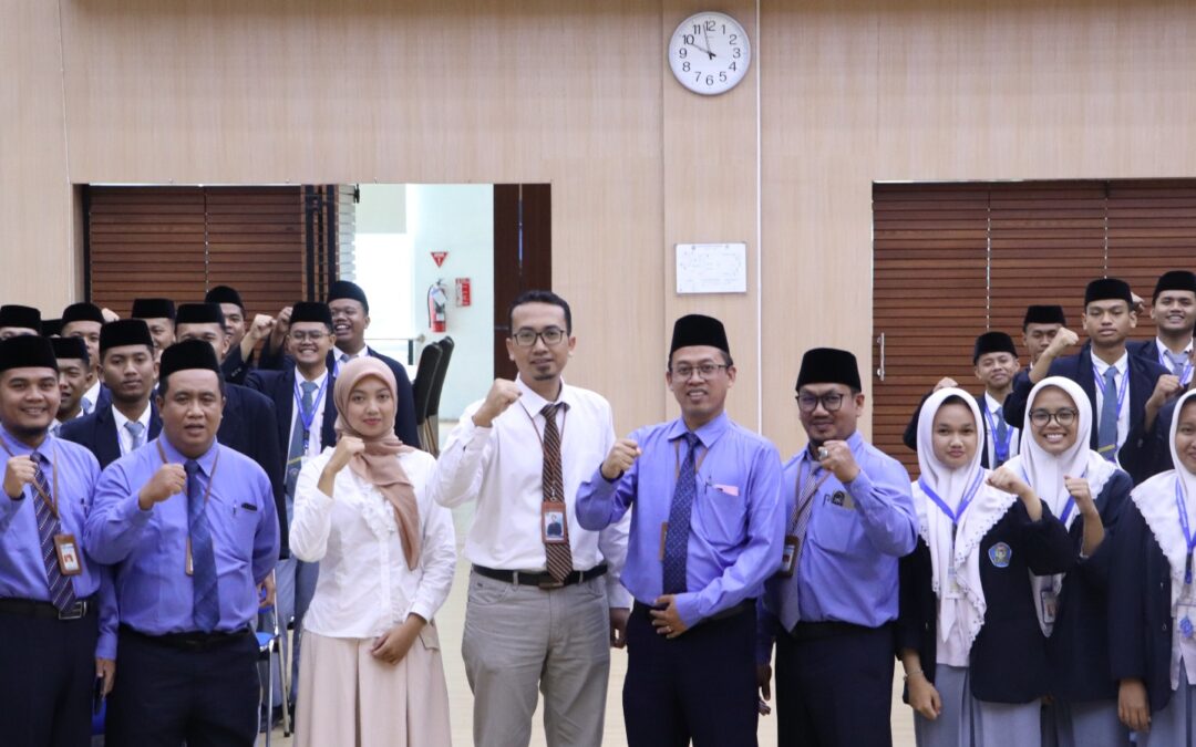Ratusan Santri SMA Darul Ulum 2 Unggulan BPPT Jombang Berkunjung ke Fakultas Teknik Undip